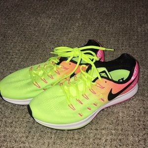Nike Pegasus 33 Run Shoes